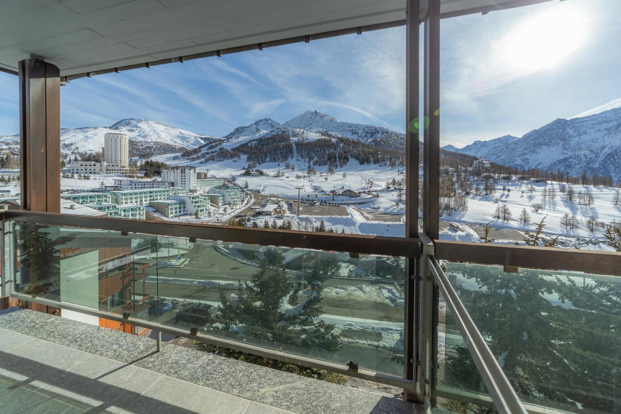 Hotel Gran Roc Colle Colle Sestriere Екстериор снимка
