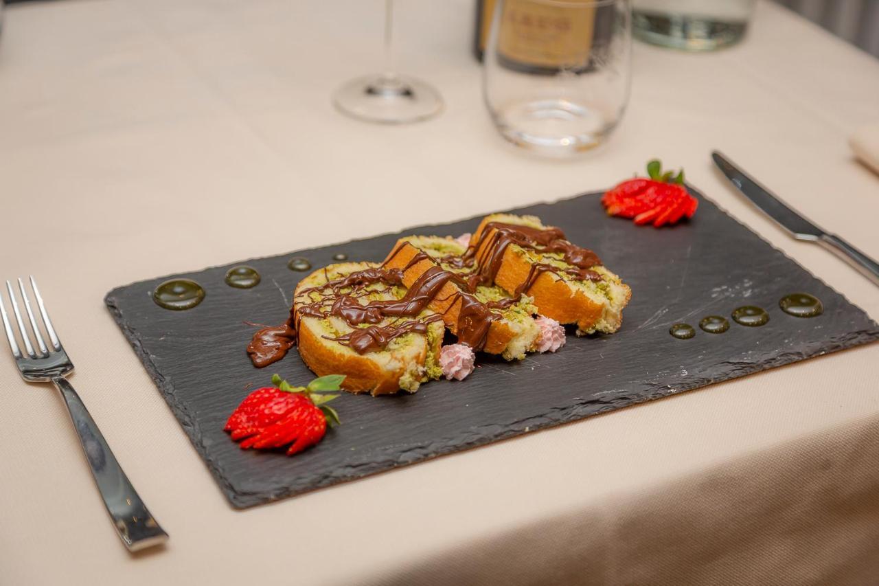 Hotel Gran Roc Colle Colle Sestriere Екстериор снимка